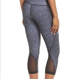 Zella High Waist Crop Leggings BLACK